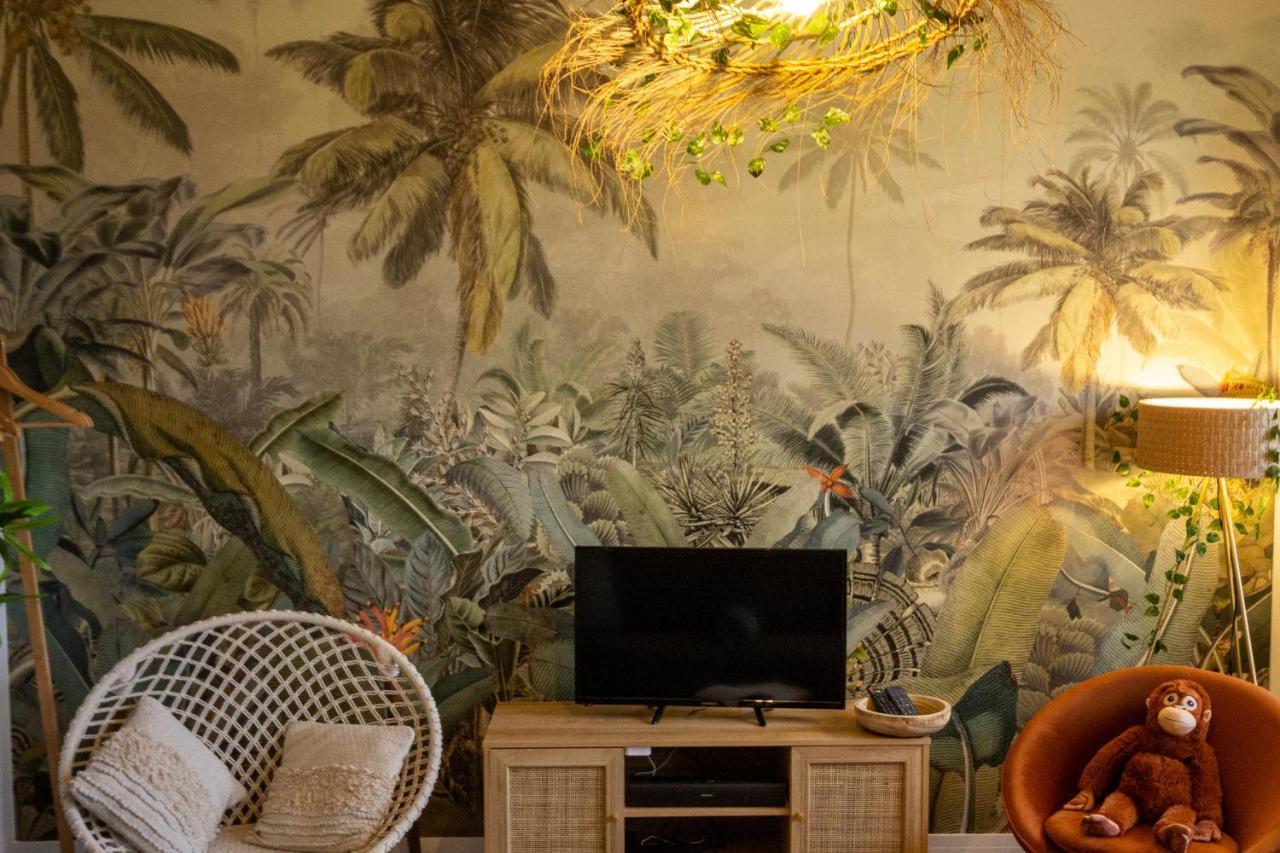 Suite Jungle - Jardin, Netflix Et Parking - Le Manoir Aux Pommes Orbec المظهر الخارجي الصورة